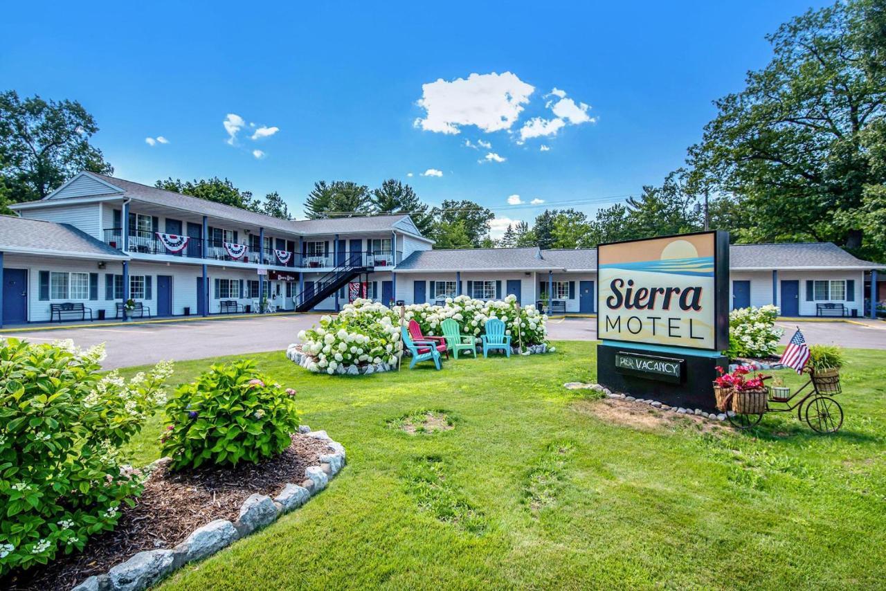 Sierra Motel Traverse City Exterior foto